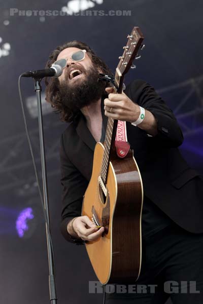 FATHER JOHN MISTY - 2015-08-16 - SAINT MALO - Fort de St Pere - 